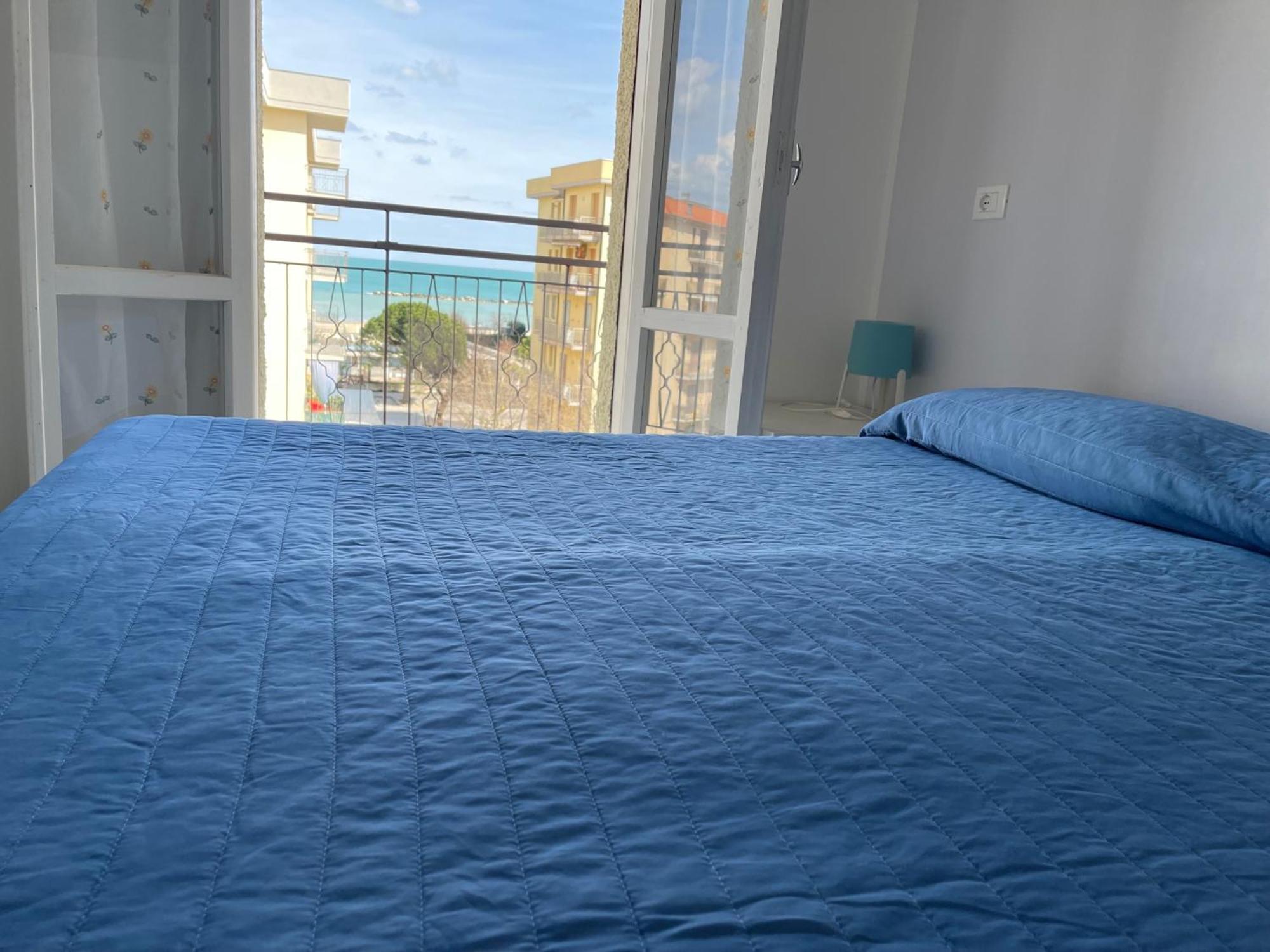 Residence Adriano ลิโดอาเดรียโน ภายนอก รูปภาพ