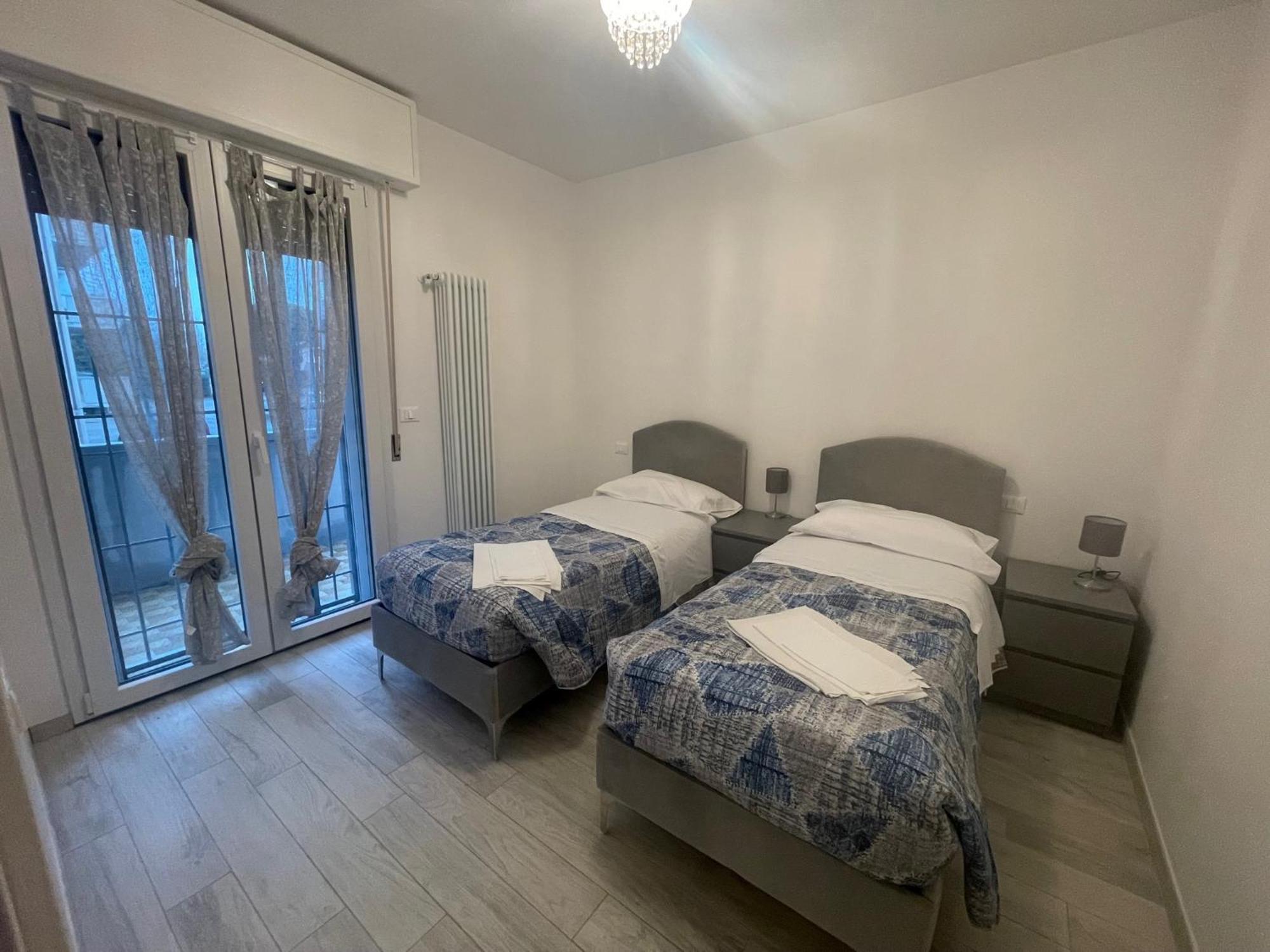 Residence Adriano ลิโดอาเดรียโน ภายนอก รูปภาพ
